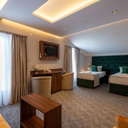 Hotel Ideall Podgorica Luaran gambar