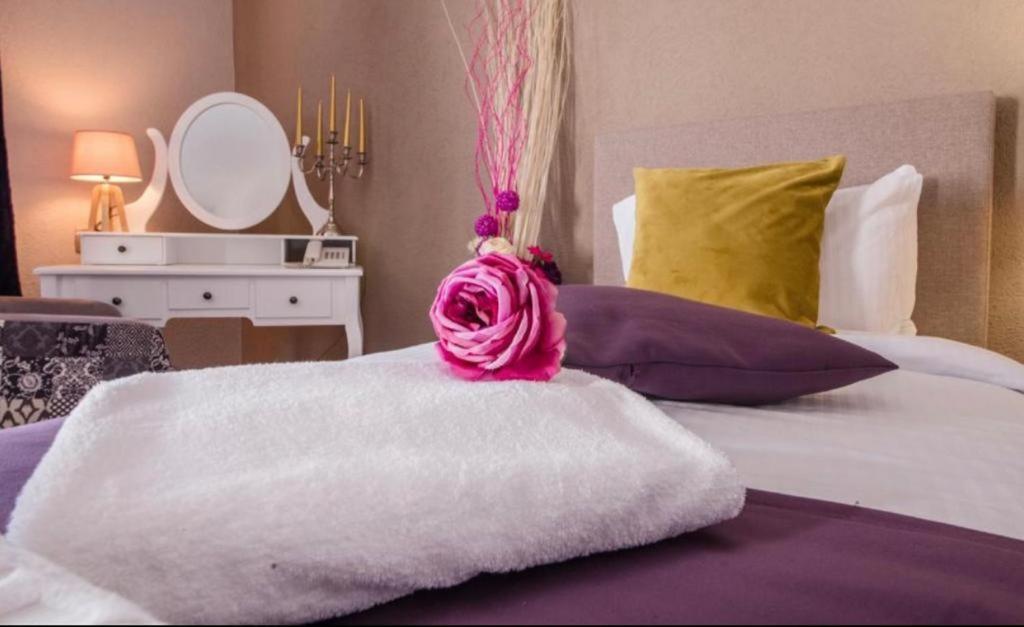 Hotel Ideall Podgorica Luaran gambar