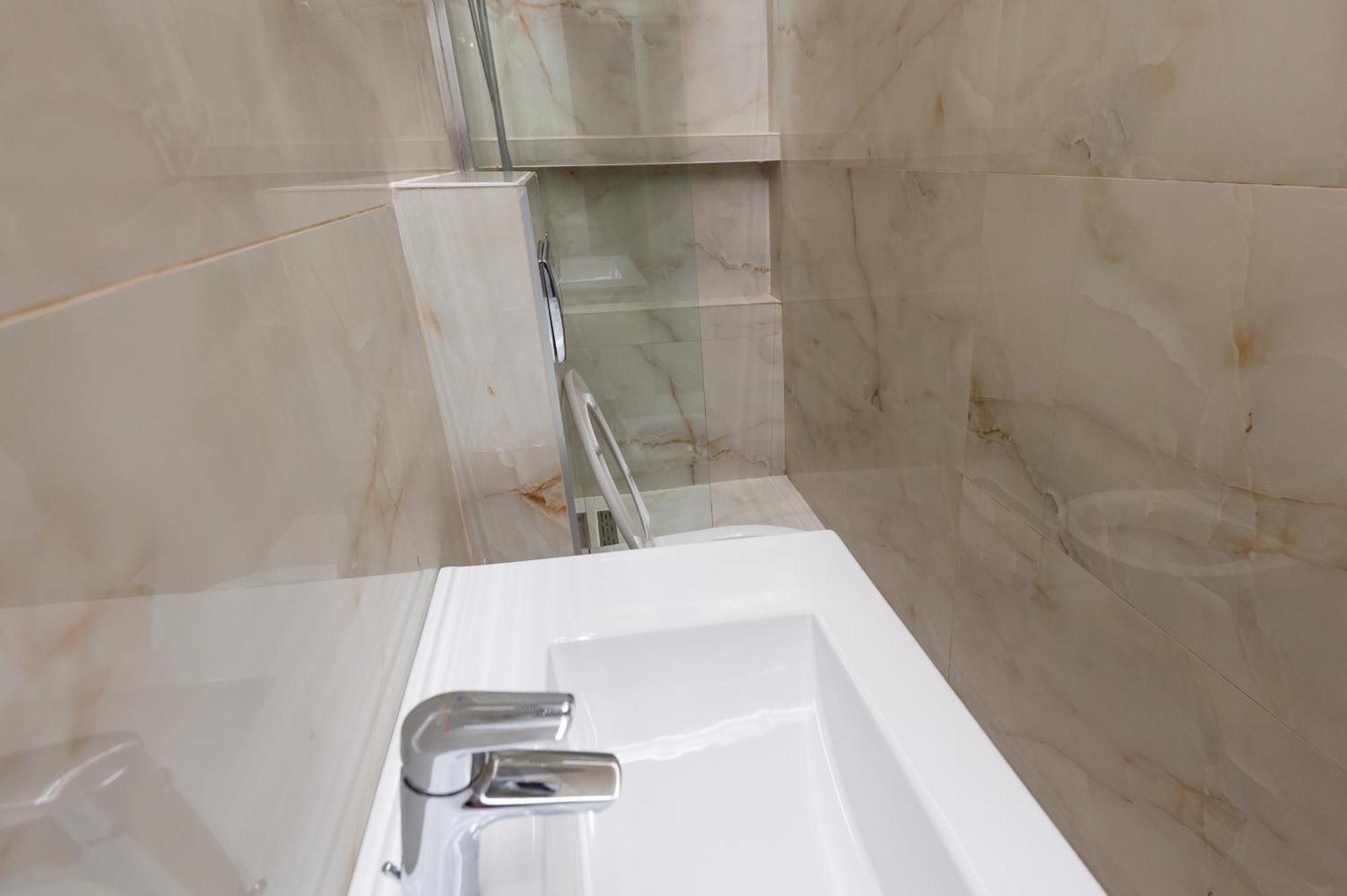 Hotel Ideall Podgorica Luaran gambar