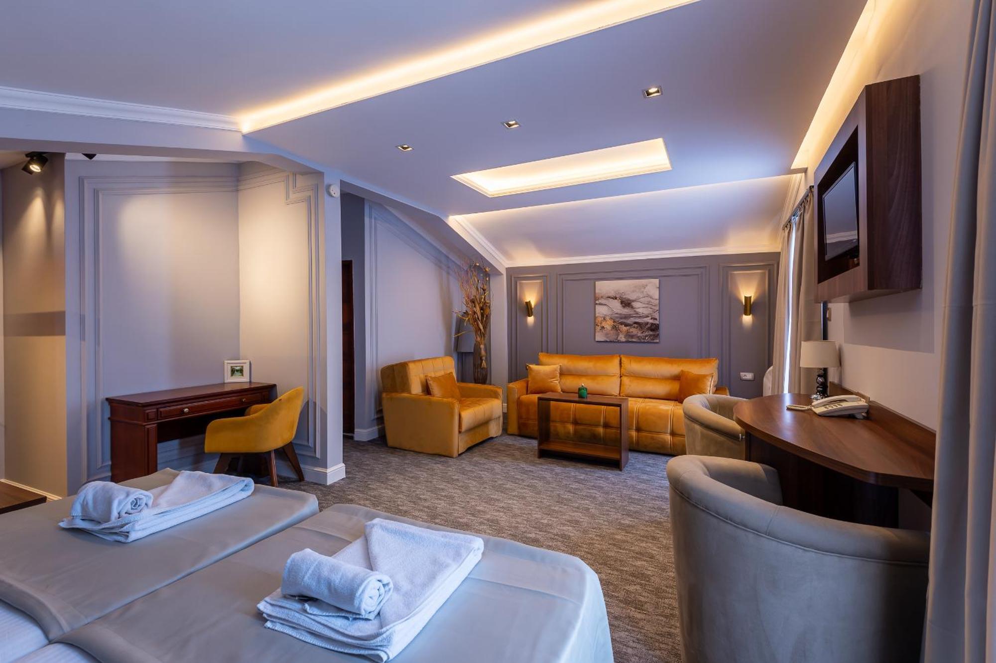 Hotel Ideall Podgorica Luaran gambar